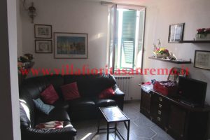Attic Old Town – V13 – Image 2