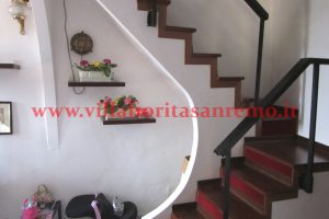 Attic Old Town – V13 – Image 9