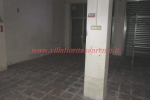 Commercial In – V18 – Image 7