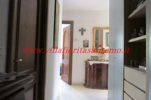 Enflish Street Apartment – V415 – Image 15