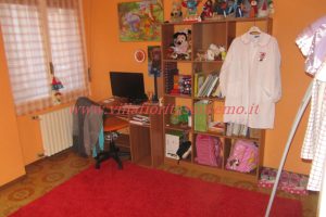 English Street Two Room – Image 17