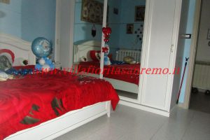 Four Rooms Apartment – V296 – Image 5