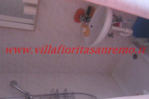 Four Rooms Apartment – V418 – Image 24