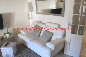 Renovated Attic – V140 – Image 9