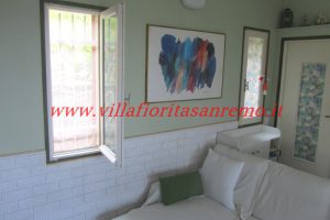 Sunny Cottage – V401 – Image 15