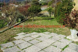 Sunny Hill House – V300 – Image 13