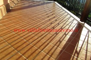 Sunny Hill House – V300 – Image 4