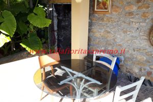 Sunny House – V203 – Image 10