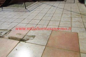 Sunny Terrace – V74 – Image 40